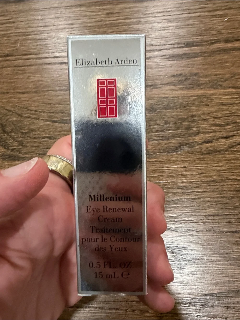 Elizabeth Arden Millenium Eye renewal cream 15 ml